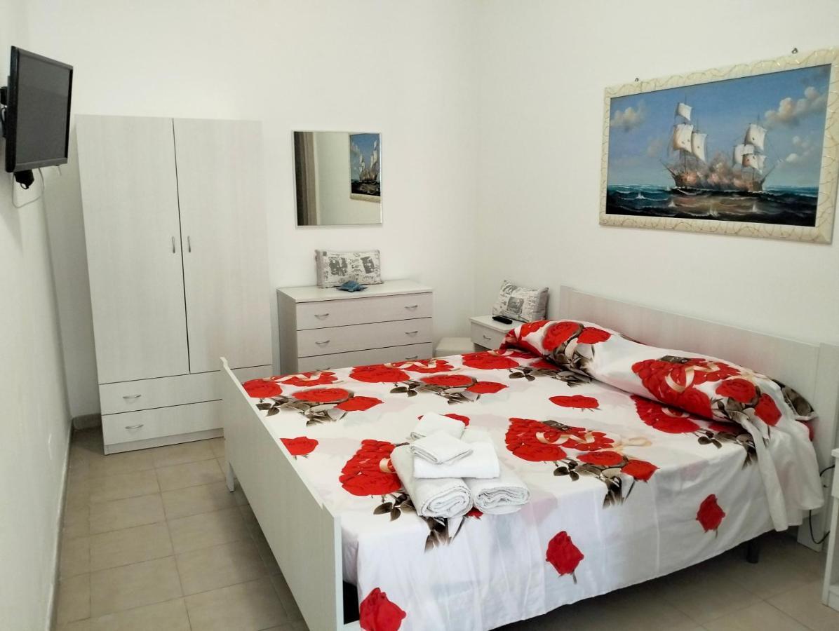 B&B Orazio U Vitturisi Portopalo Di Capo Passero Екстер'єр фото